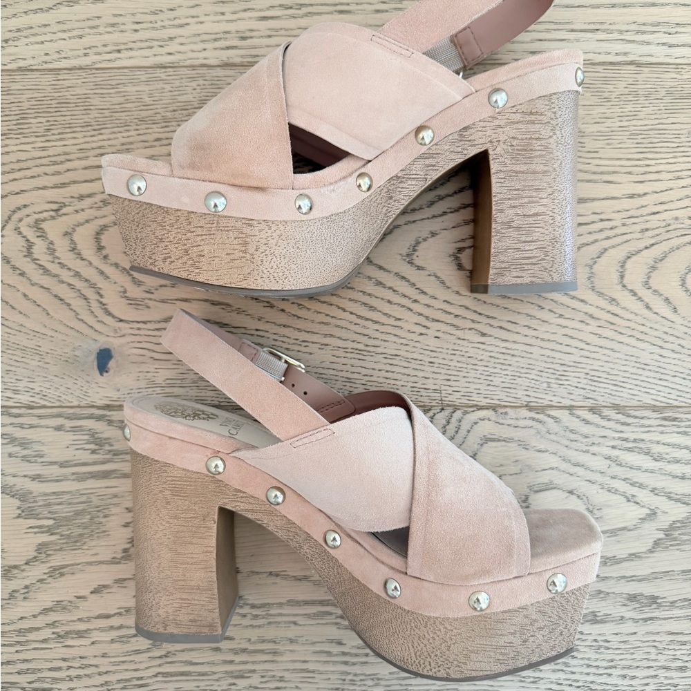 Vince Camuto Women's Cream Suede Sandals size 7